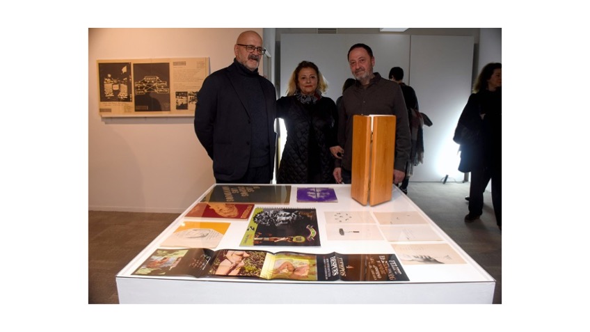 Photograph of Horacio Fernández, Angustias Freijo and Antonio Alcaraz at the opening. 
©Javier Carrascosa
