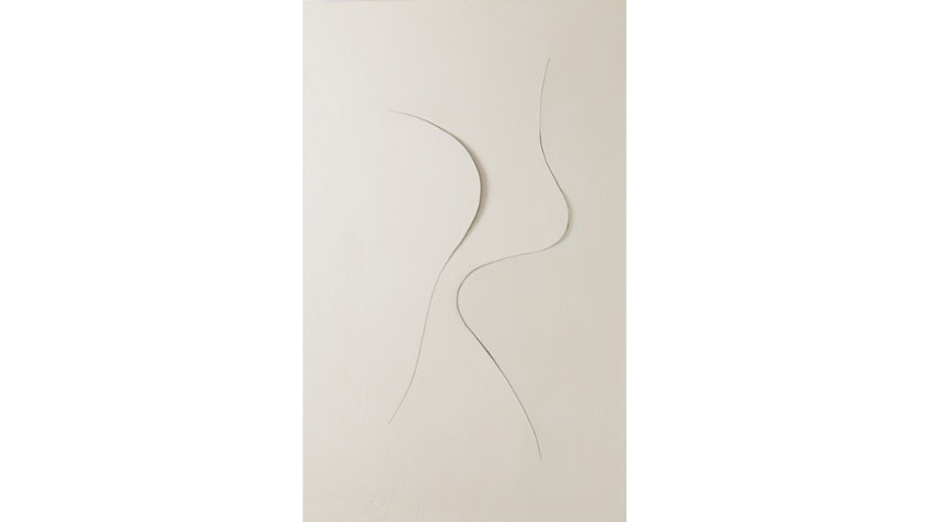 "VENUS", 2022. Lámina de madera cortada a láser, tensada y pintada. 96,5 x 60 cm.