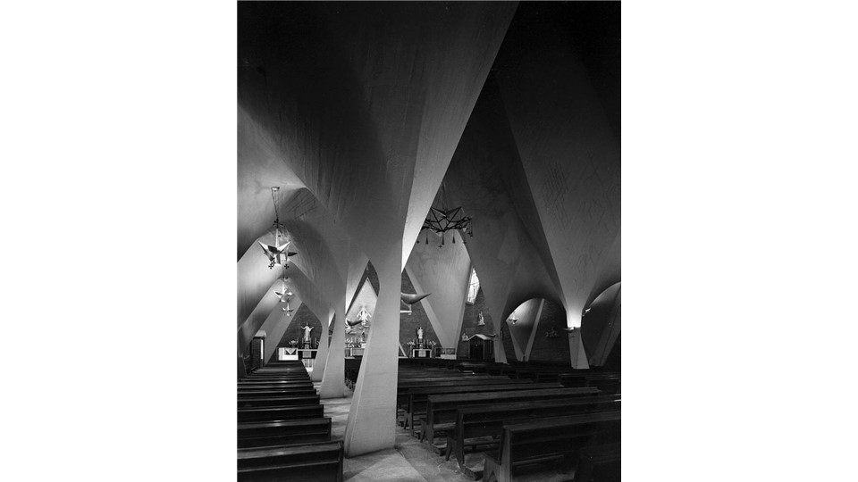 Salas Portugal. Arquitecto Félix Candela, Iglesia de la Virgen de la Medalla Milagrosa, 1953. 51 x 64 cm